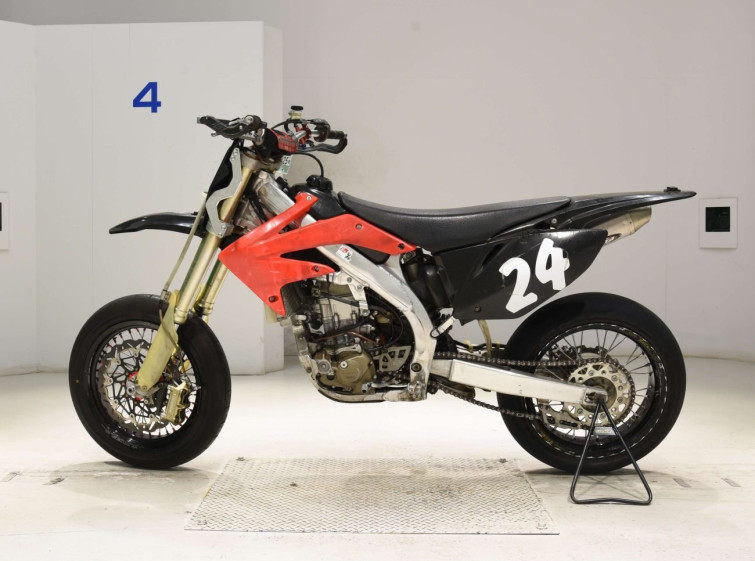 Мотоцикл Honda CRF450R
