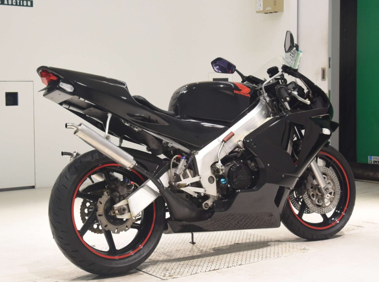 Мотоцикл Honda NSR250R с пробегом 23285 km с пробегом 23285 km