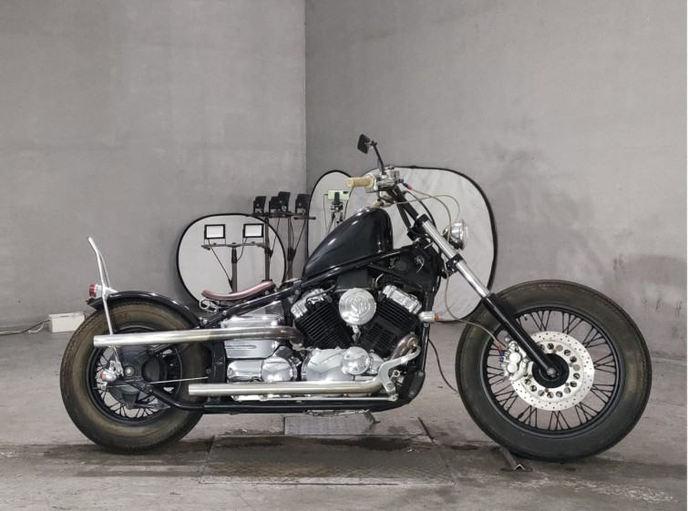 Мотоцикл Yamaha DRAGSTAR XVS400 с пробегом 5592 km