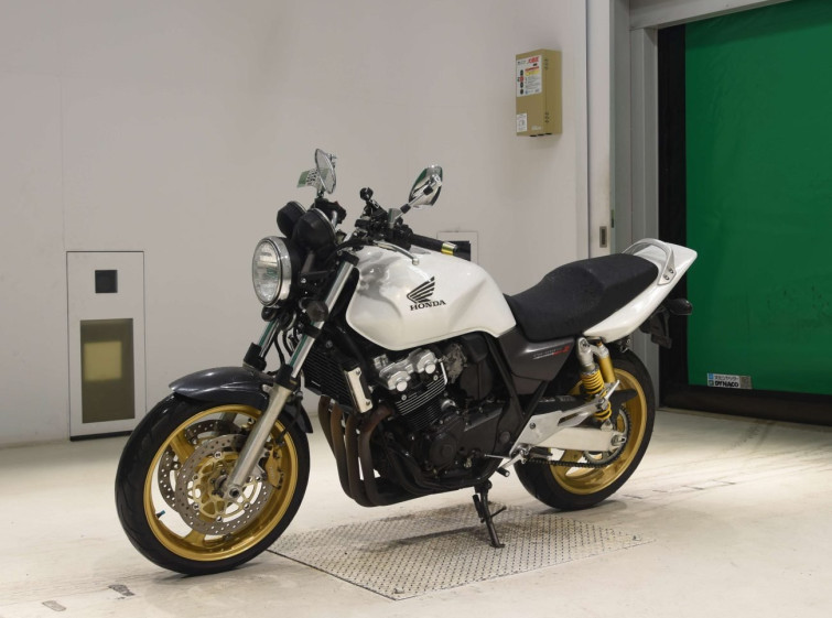 Мотоцикл Honda CB400SFV с пробегом 73531 km с пробегом 73531 km