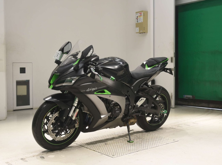 Мотоцикл Kawasaki NINJA ZX-10R с пробегом 12217 km с пробегом 12217 km