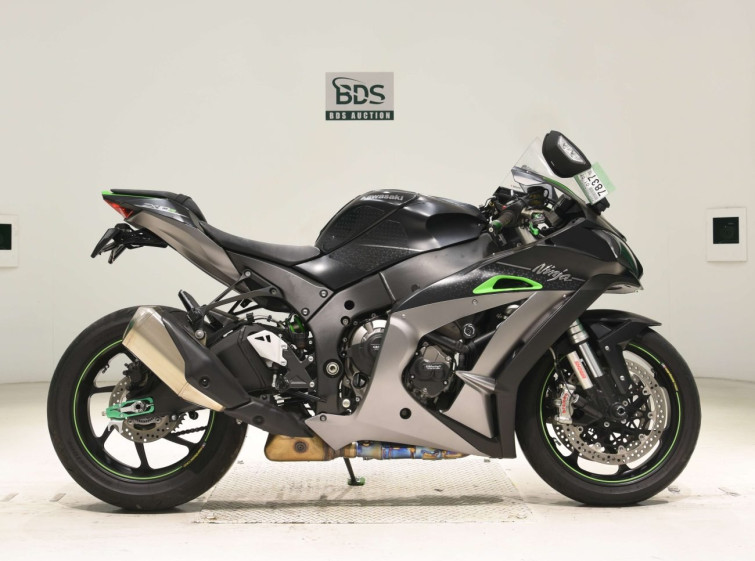 Мотоцикл Kawasaki NINJA ZX-10R с пробегом 12217 km с пробегом 12217 km