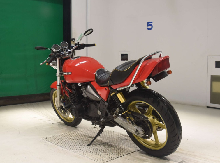 Мотоцикл Kawasaki ZEPHYR400 с пробегом 43747 km с пробегом 43747 km