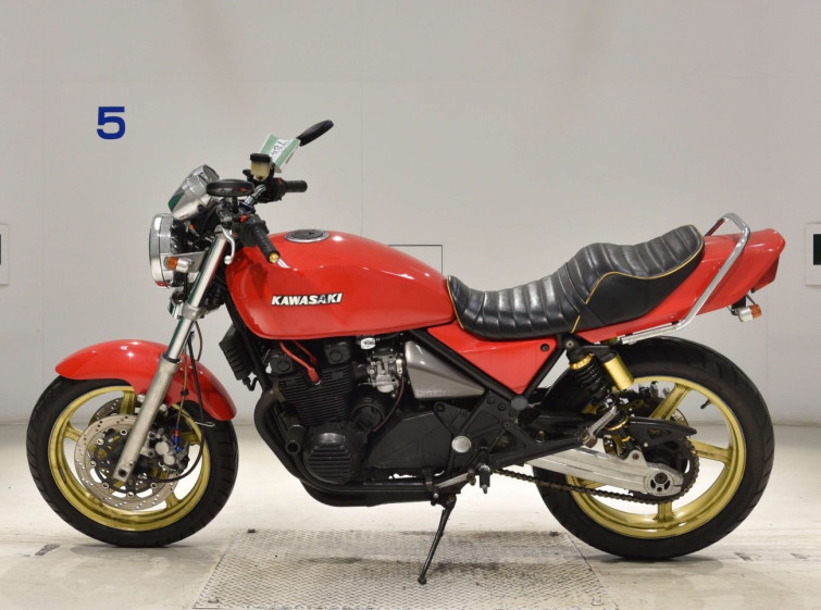 Мотоцикл Kawasaki ZEPHYR400 с пробегом 43747 km с пробегом 43747 km