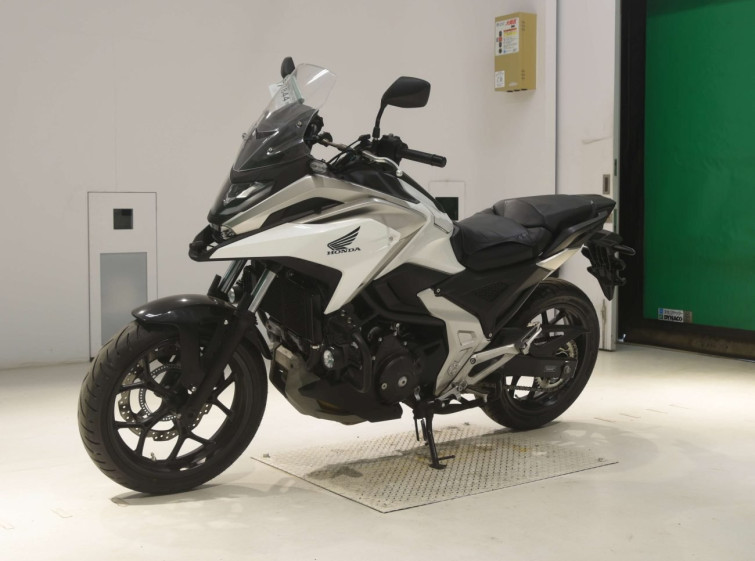 Мотоцикл Honda NC750X з пробігом 11908 km з пробігом 11908 km