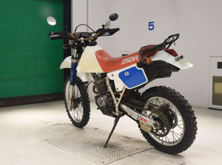 Мотоцикл Honda XR250 с пробегом 18113 km с пробегом 18113 km