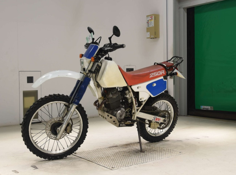 Мотоцикл Honda XR250 с пробегом 18113 km с пробегом 18113 km