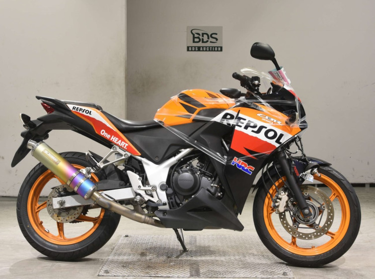 Мотоцикл Honda CBR250R з пробігом 23731 km