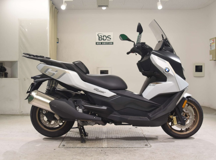 Мотоцикл BMW C400GT з пробігом 7537 km